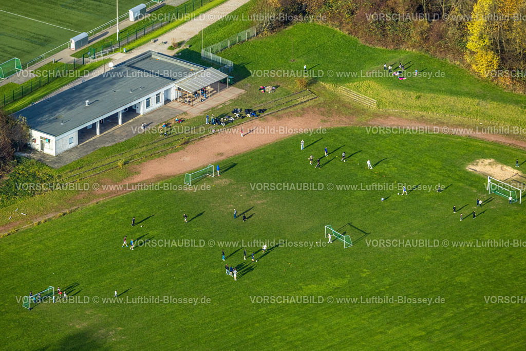Hagen251102632 | Luftbild, Sportpark am Theodor-Heuss-Gymasium, Trainingsspiele, Altenhagen, Hagen, Ruhrgebiet, Nordrhein-Westfalen, Deutschland