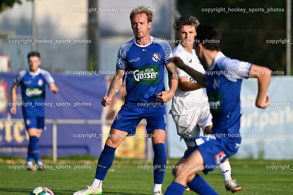 SAK vs. SV Dellach Gail | #14 Michael Sternig SV Dellach Gail, #10 Nando Lupar SAK, SAK vs. SV Dellach Gail, SAK vs. SV Dellach Gail am 14.08.2025 in Klagenfurt (Sportpark Welzenegg), Austria, (Photo by Bernd Stefan)