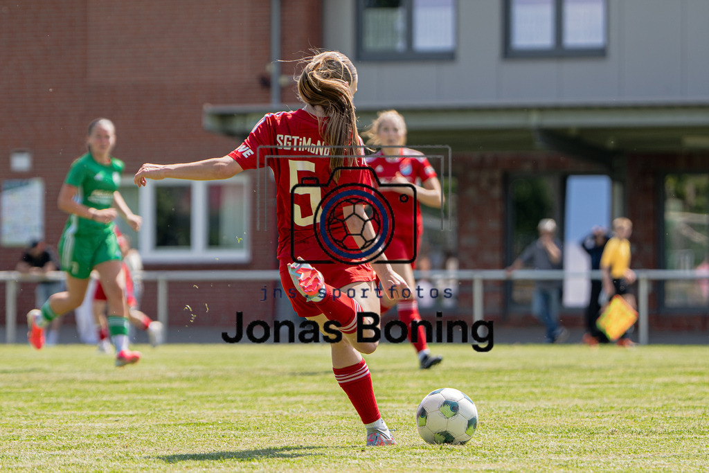 Fußball I Damen I Saison 2026-2027 I Testspiel  I TuS Lutten - SG TiMoNo  I 13757 | jns.sportfotos - Realisiert mit Pictrs.com