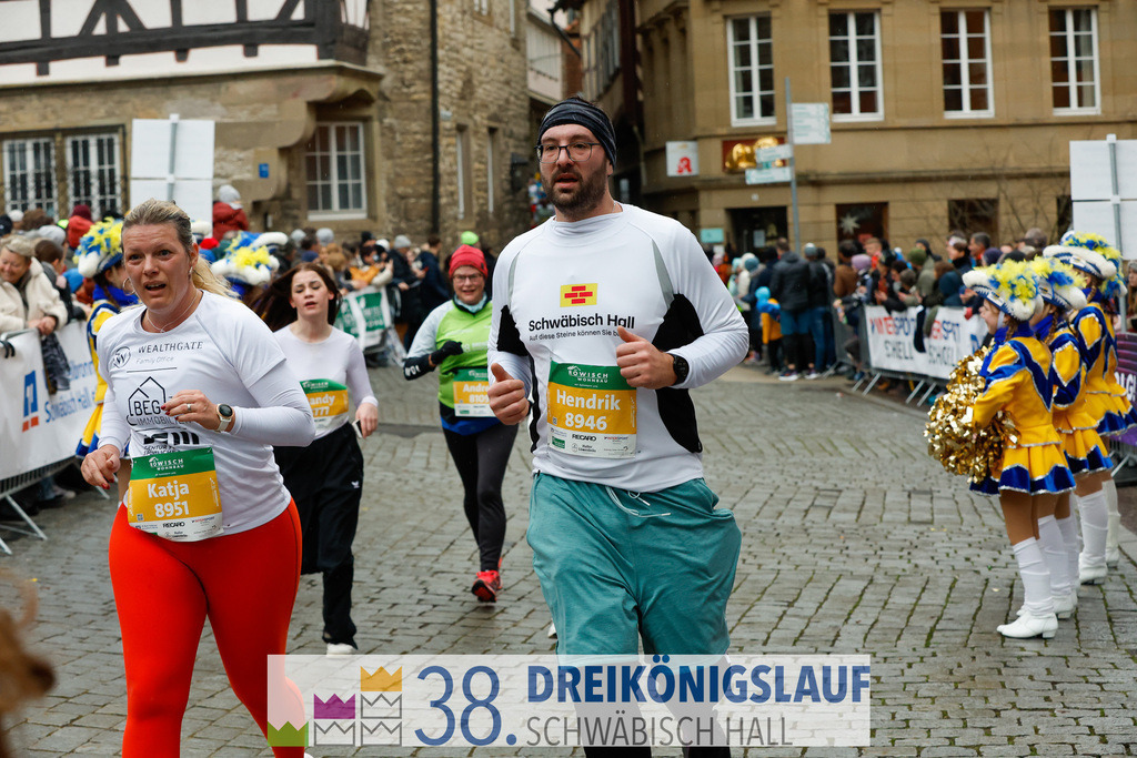 5km Roewisch Wohnbau Cup | 3 Koenigslauf 2024 5km Roewisch Wohnbau Cup - Realisiert mit Pictrs.com