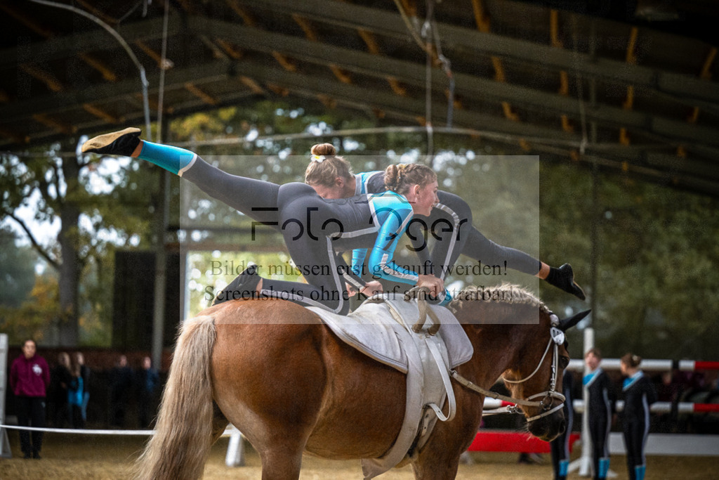 DOS_0269 | Entdecke hochwertige Reitturnierfotos von Foto Oger. Professionell, emotional und authentisch – jetzt Lieblingsmomente im Shop bestellen.Deutschlandweite Turnierfotografie. - Realisiert mit Pictrs.com