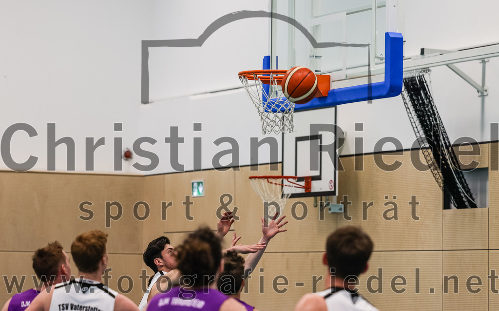 2022-05-01_079_TSV_Vaterstetten_gegen_DJK_Traunstein | Vaterstetten, Deutschland, 01.05.2022:
Basketball, Aufstiegsrunde zur Bayernliga 2021 / 2022, 5. Spieltag, TSV Vaterstetten gegen DJK Traunstein, Endergebnis: 87:79

Foto: Christian Riedel / fotografie-riedel.net