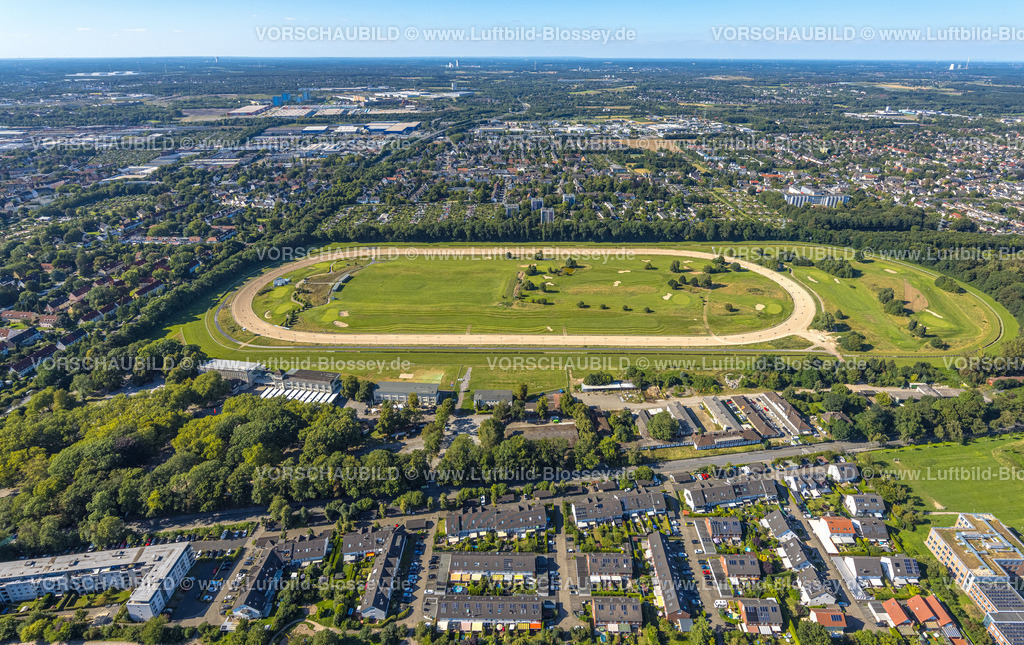 Dortmund240804439 | Luftbild, Galopprennbahn, Wohngebiet Auf dem Hohwart, Wambel-Dorf mit Fernsicht, Wambel, Dortmund, Ruhrgebiet, Nordrhein-Westfalen, Deutschland