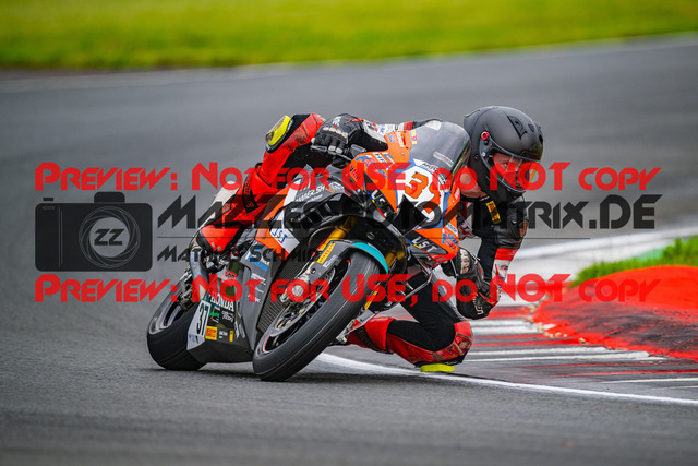 MaZZes_FotoMatrix_240531_6007705_7321 | STK