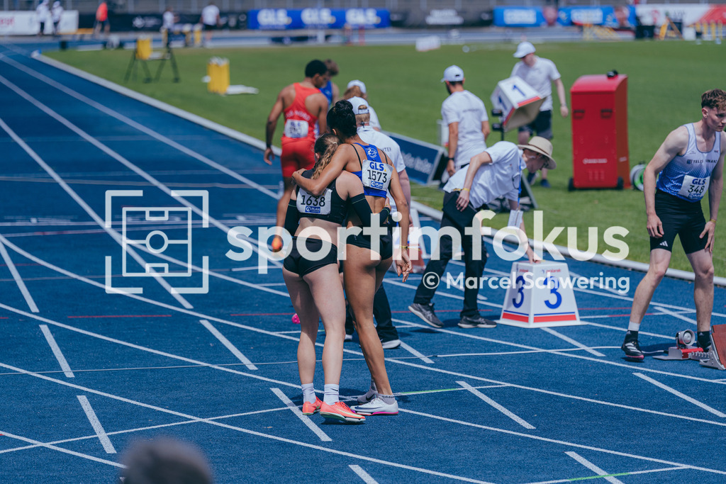 DM U23 U18 Bochum 2026 | Anna Pantchev (LAZ Ludwigsburg), Startnummer 1638 und Julian Dreckmann (TSG Dülmen), Startnummer 1575, Finale im 400-Meter-Lauf. Deutsche Meisterschaften der U18 &amp; U23 2026, Lohrheidestadion Bochum-Wattenscheid, 04.07.2026 Foto: Marcel Schwering / sportimfokus - Realisiert mit Pictrs.com