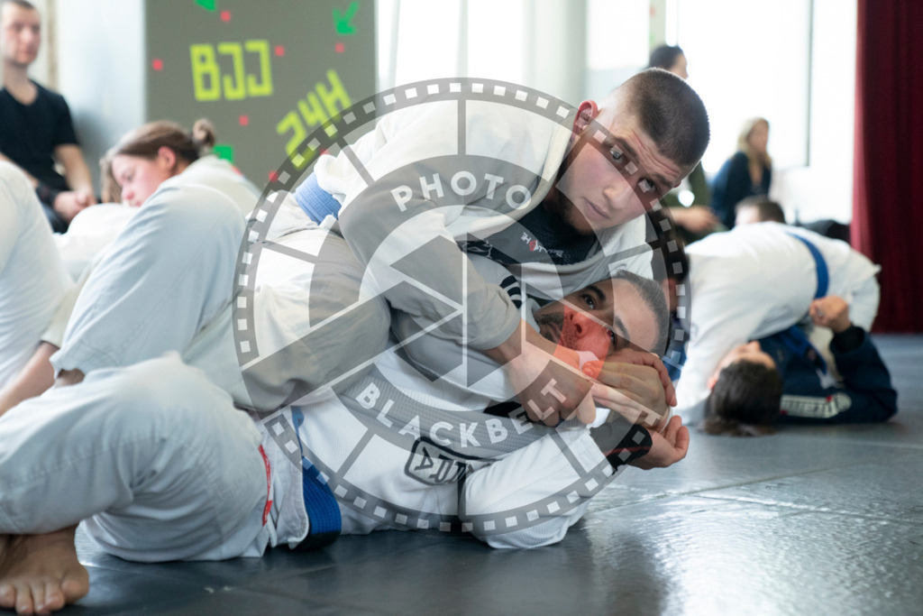 20240413PBB7108 | Fighters compete during the Grapplethon 24hours of rolling for a reason in Hamburg, Germany, on April 13, 2024.