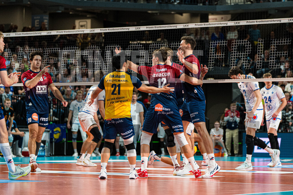 Volleyball I Herren I Saison 2025/2026 I Bundesliga I 5. Spieltag I SVG Lüneburg - VfB Friedrichshafen | CONTRAST ZERØ MEDIA - Realisiert mit Pictrs.com