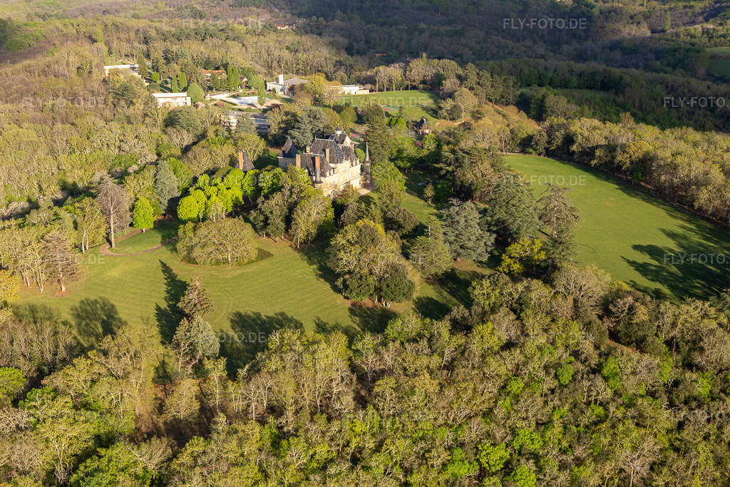 Luftbild: Ortsansicht in Domme im Bundesland Dordogne in Frankreich. Foto: IMG_113571.jpg vom 16.04.2019 durch Werner Riehm/FLY-FOTO.de
