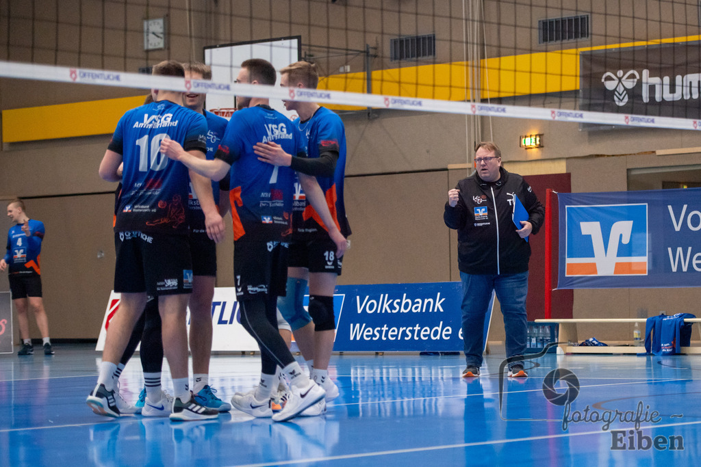 VSG Ammerland-VSG Lüneburg 2 | Volleyball Regionalliga; VSG Ammerland-VSG Lüneburg 2 am 04.02.2024; in Westerstede (Sporthalle Norderstraße), Photo: Philip Eiben 2024 - Realisiert mit Pictrs.com