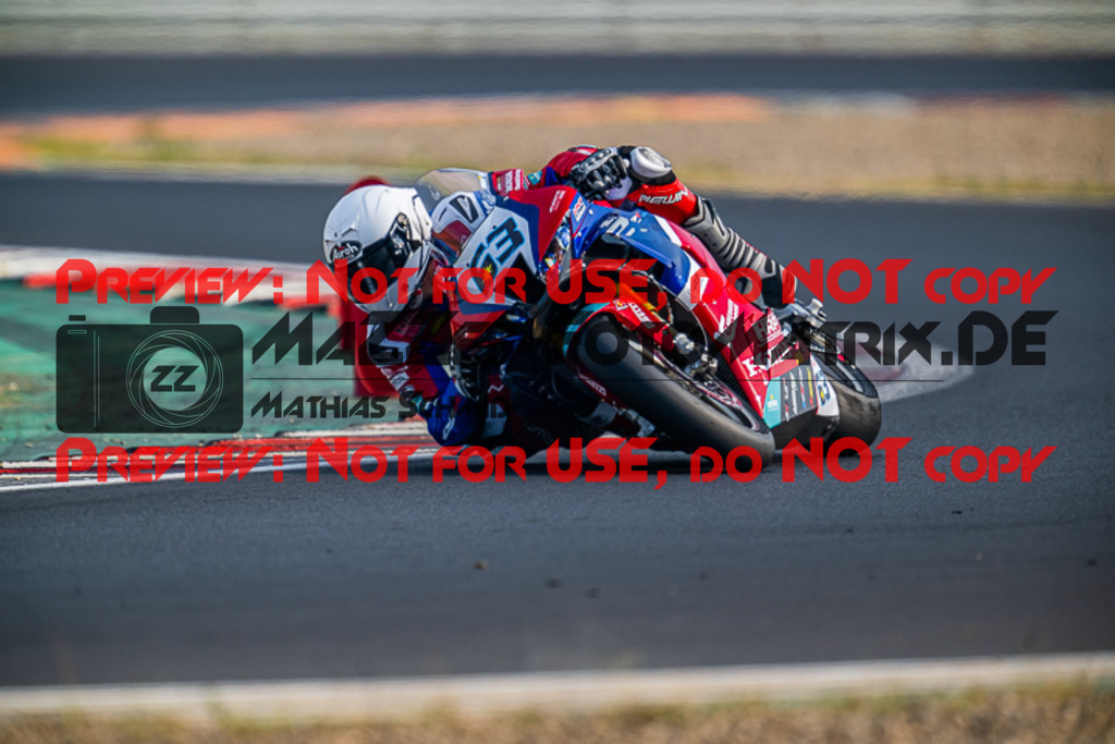 MaZZes_FotoMatrix_220626_4543 | IDM1000