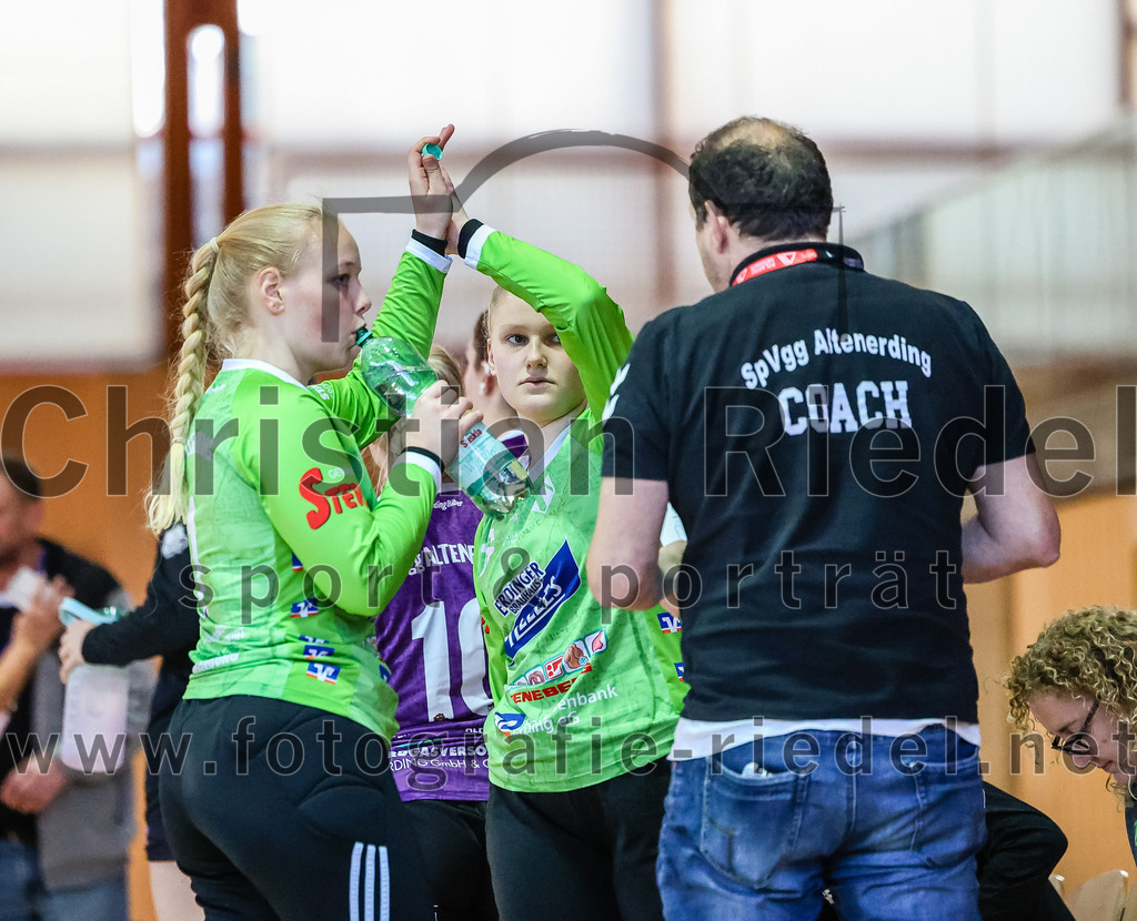 2023-12-16_021_SpVgg_Altenerding_gegen_HC_Donau-Paar_II | Erding, Deutschland, 16.12.2023:
Handball, Bezirksoberliga Frauen Altbayern 2023 / 2024, 10. Spieltag, SpVgg Altenerding gegen HC Donau/Paar II, Endergebnis: 22:22

Foto: Christian Riedel / fotografie-riedel.net