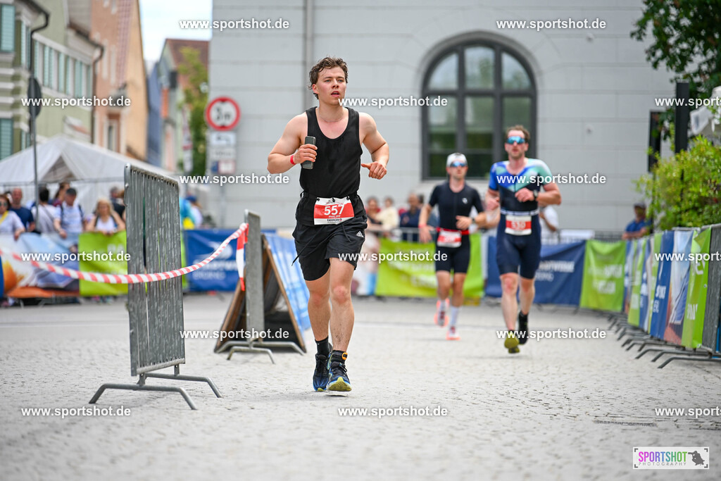 SZI_8408 | Stadttriathlon Erding 2025. #yourpictrs #sportshot_your_pictrs @Sportshotphotography #stadttriathlonerding Copyright: www.sportshot.de