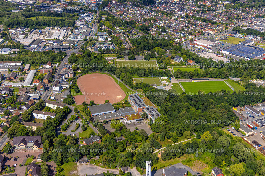 Hamm240705795 | Luftbild, Galilei Gymnasium und Sportanlage Adolf-Brühl-Stadion Im Ruenfeld und Nebenplätze, Sportplatz Herbert-Sandhoff-Weg, Wohngebiet Römerstraße und Hammer Straße, Bockum-Hövel, Hamm, Ruhrgebiet, Nordrhein-Westfalen, Deutschland