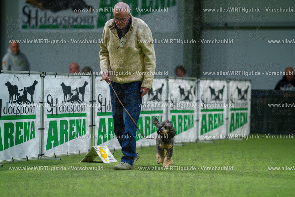 7R505698 | Professionelle Tierfotografie in Mönchengladbach von Daniel Wirth (allesWIRTHgut). Liebevolle & natürliche Bilder von Hunden & Katzen für unvergessliche Erinnerungen.