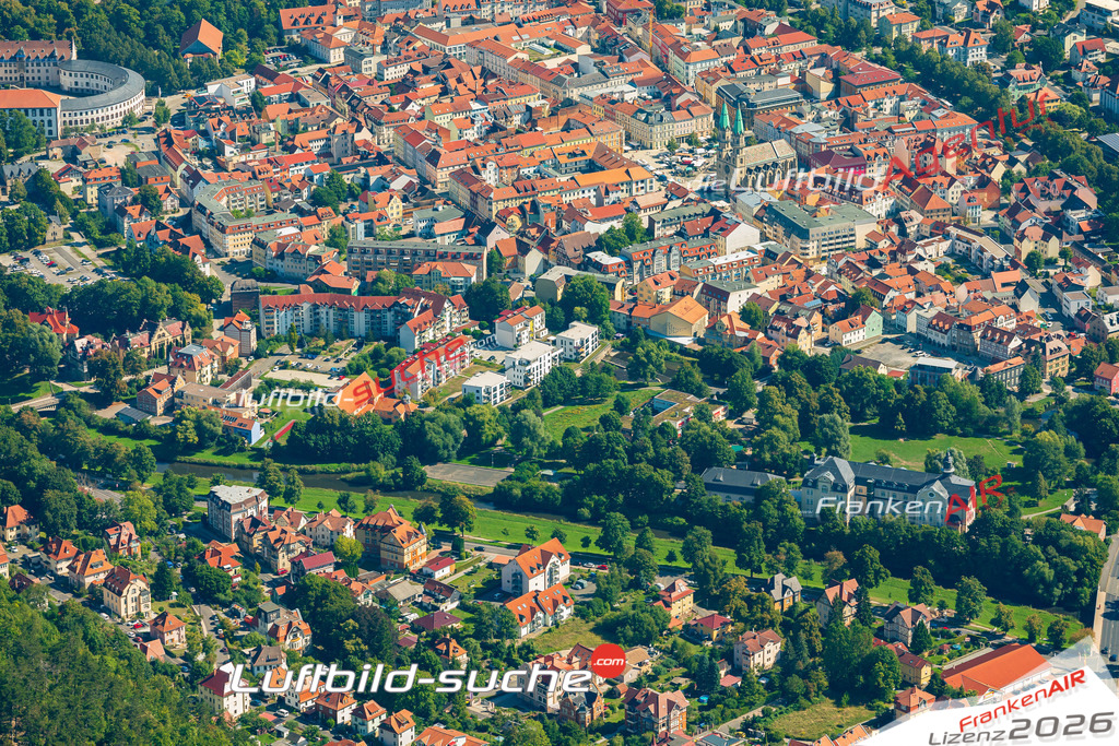 Vs Google Maps Meiningen - Die Luftaufnahme wurde 2025 vom UL-Flugzeug heraus erstellt ( keine Drohnenaufnahme ) - Hochauflösende Luftaufnahme - für Wandbilder und großformatige Ausdrucke geeignet. Das besondere Geschenk!Hier alle&nbsp;Infos zur Lizenzierung der LuftaufnahmeWir fliegen auch dieses Jahr wieder in Ihre Region um Luftbilder zu erstellen.- Luftbild anfragen