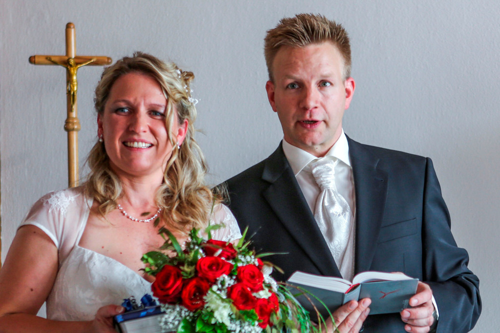 top-top.de Hochzeiten127 | Foto, Video, Fotografie, Videografie, Fotobox, DJ, Discjockey, Musik, Musikbox, Veranstaltung, Photobooth, Amazon, Ebay, Buchtipp, Bestseller, Autor, Verlag, Buch, Wesel, Hamminkeln, NRW, Dinslaken, Rees, Drohne, Hochzeit, Party, Fotobox, Wesel, Fotograf