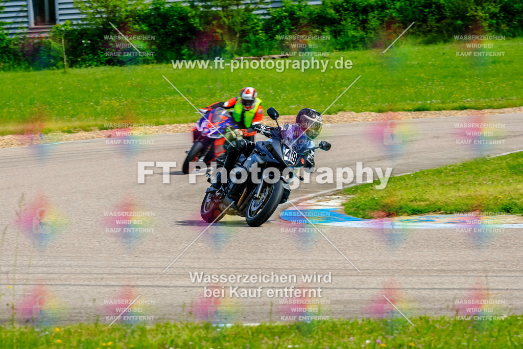 MotoTeam-8997 | Hier findet Ihr Bilder von Touristenfahrten auf der Nürburgring Nordschleife oder von anderen Veranstaltungen die ich besucht habe. Viel Spass beim Durch Schauen 