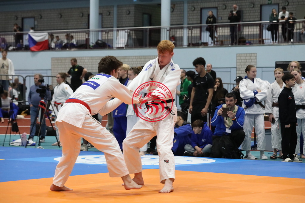 1J7A2524 | Fotos vom Adler Cup - Pictures from Adler Cup

Hier findet Ihr alle Eindrücke und großen Momente der Adler Cup Wochenenden. Here you will find all impressions and great moments of the Adler Cup weekends. - Realisiert mit Pictrs.com