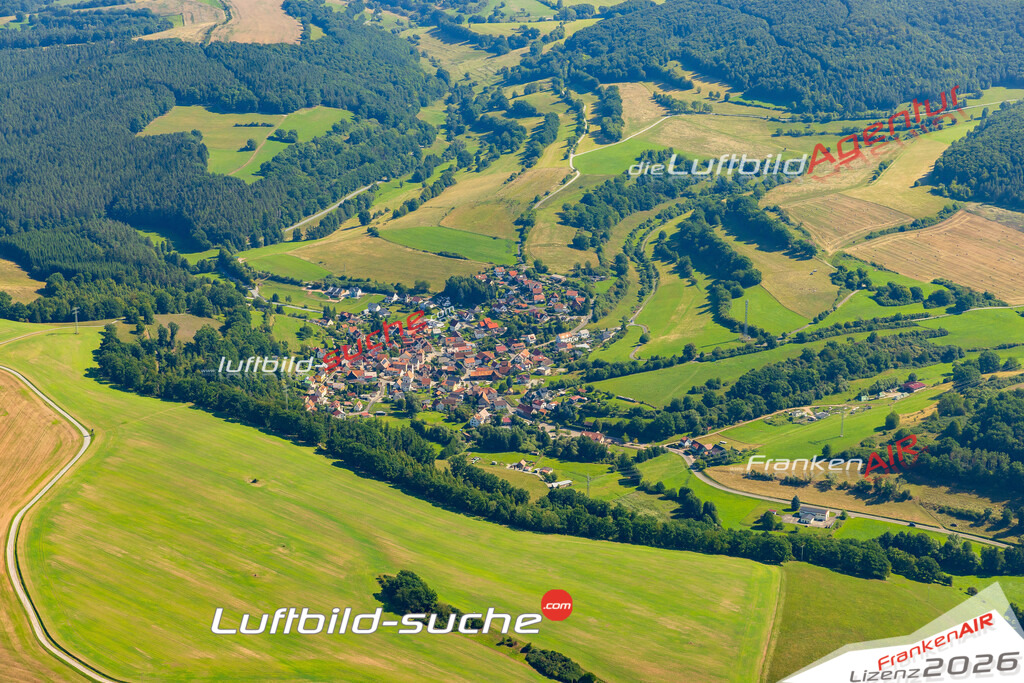 Luftbild Vs Google Maps  Wallbach  Meiningen -Das Luftbild wurde 2025 vom UL-Flugzeug heraus erstellt ( keine Drohnenluftbilder ) - Hochauflösende Luftaufnahme -Nicht vergleichbar mit Google Maps oder Satelittenbilder- Die Geschenkidee !Mit Lizenz und Bildrechte bestellbar