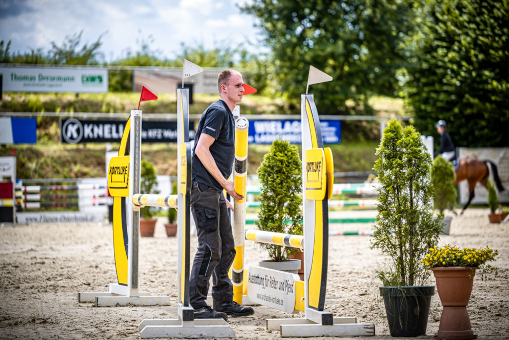 Turnier Laggenbeck 2026 | Entdecke hochwertige Reitturnierfotos von Foto Oger. Professionell, emotional und authentisch – jetzt Lieblingsmomente im Shop bestellen.Deutschlandweite Turnierfotografie. - Realisiert mit Pictrs.com