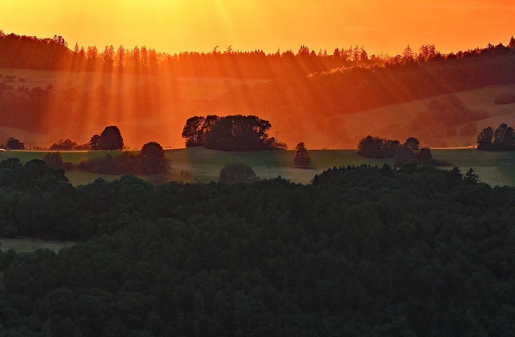 Rhön-Sonnenuntergang03p | lucisnaturbilder - Realisiert mit Pictrs.com