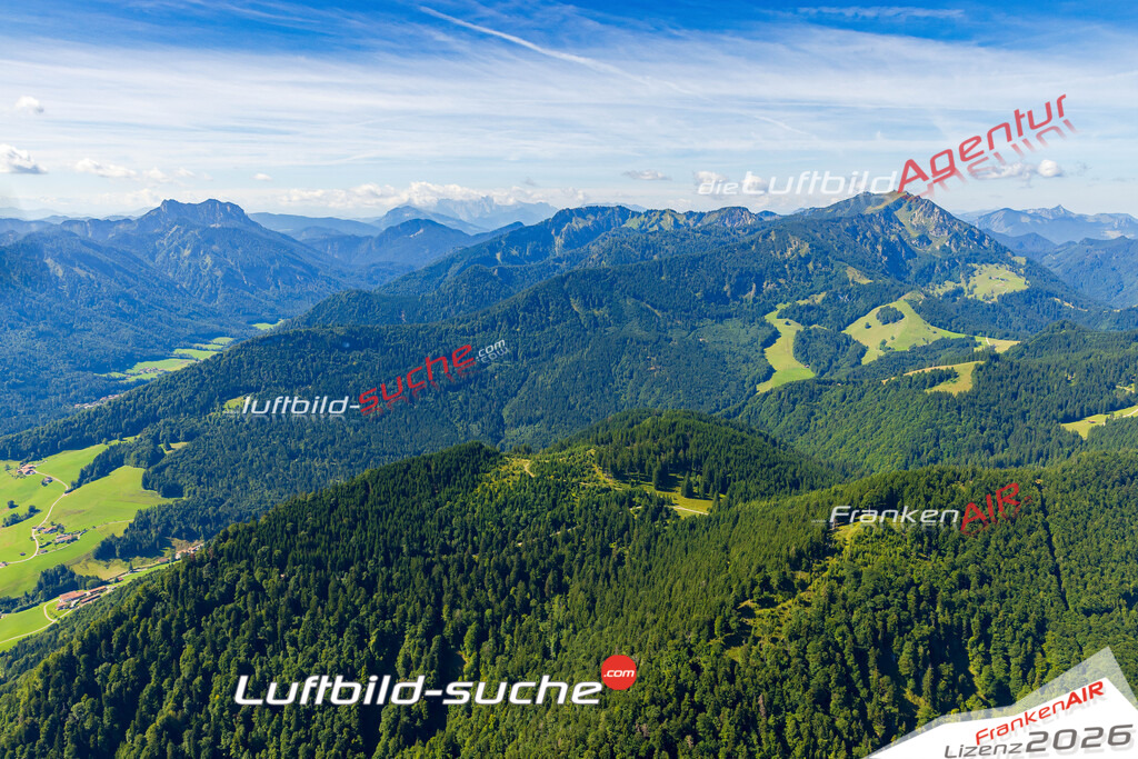 Geschenkidee Hochfelln bei Ruhpolding -Die Luftbildaufnahme wurde 2025 vom UL-Flugzeug heraus erstellt ( keine Drohne ) - Hochauflösende Luftaufnahme -Nicht vergleichbar mit Google Maps oder Satelittenbilder- Die Geschenkidee !Mit Lizenz und Bildrechte bestellbar