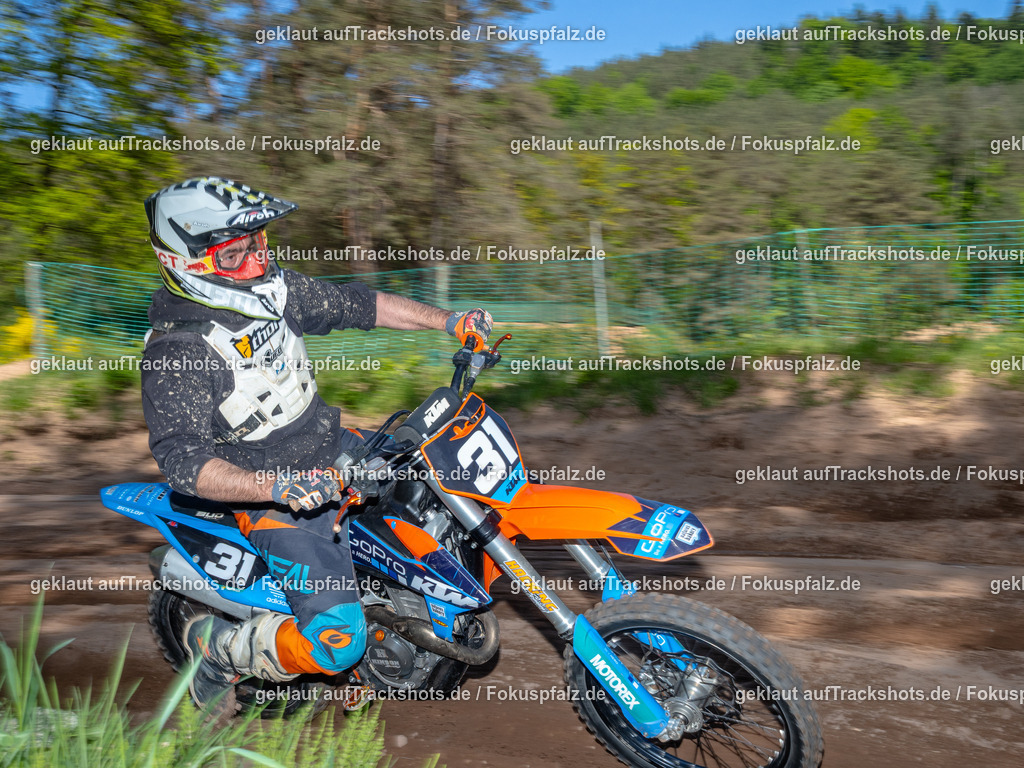 Fischbach-3 | Trackshots.de / Fokuspfalz.de - Realisiert mit Pictrs.com