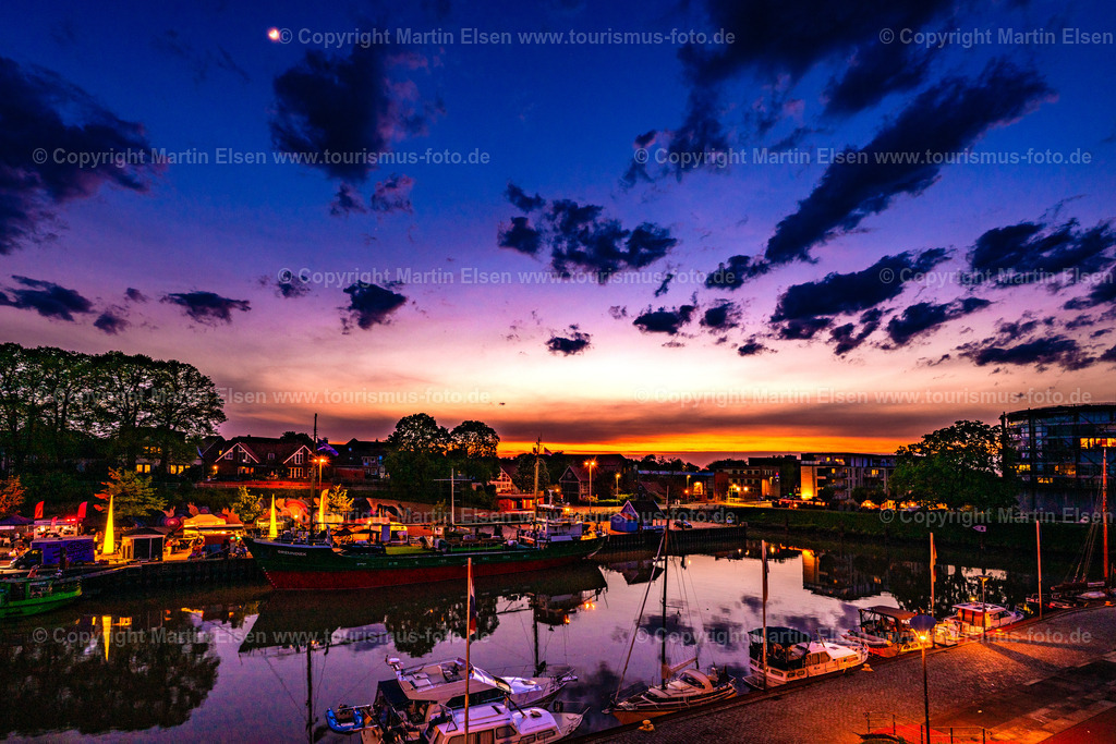 Stade Hafencity_ELS_6096010525 Kopie | Fotos aus den Touristenorten aus Norddeutschland. - Realisiert mit Pictrs.com