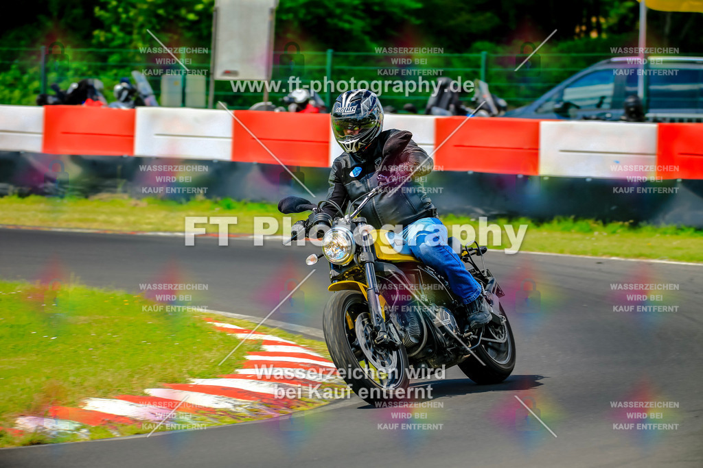 _NBG4516 | Hier findet Ihr Bilder von Touristenfahrten auf der Nürburgring Nordschleife oder von anderen Veranstaltungen die ich besucht habe. Viel Spass beim Durch Schauen 