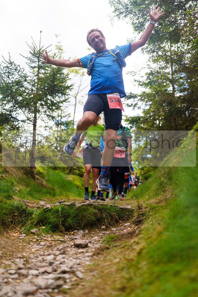 Rennsteiglauf Marathon 2025 | Marathon von Neuhaus/Rwg. nach Schmiedefeld/Rstg. am 17. Mai 2025