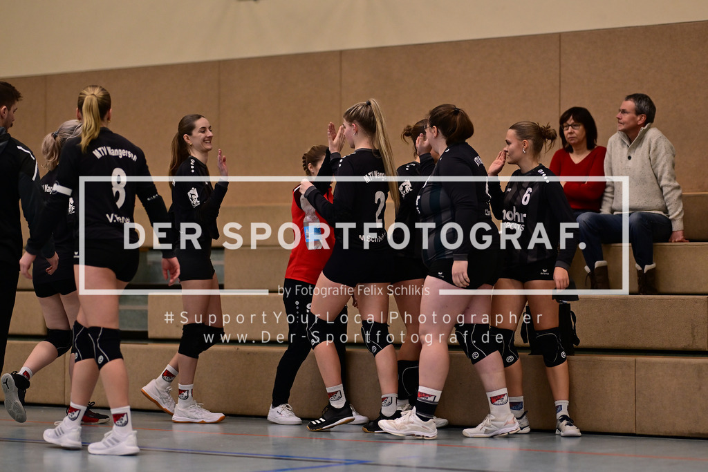 Faustball I Frauen I Saison 2025-2026 I Bundesliga Nord I 7c. Spieltag I MTV Wangersen - Ohligser TV I 25.01.2026 I 38761 | Der Sportfotograf. - Realized with Pictrs.com