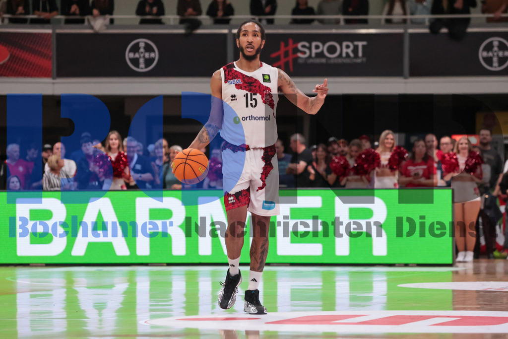 SES_LEVWOL20250525-41 | bond - Realisiert mit Pictrs.com