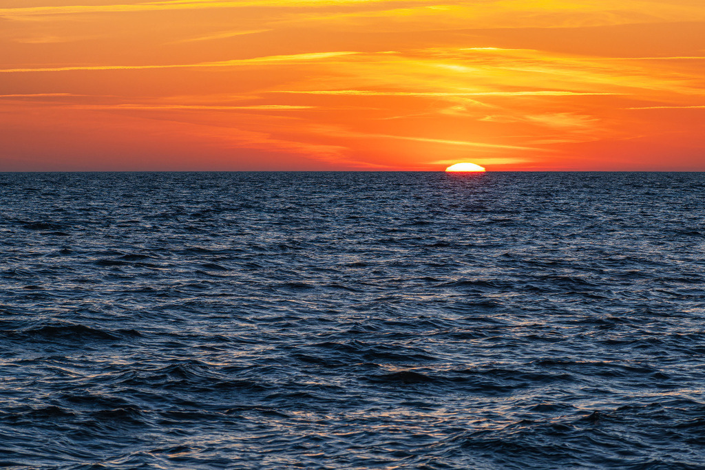 Sonnenuntergang am Strand von Kloster auf der Insel Hiddensee | Sonnenuntergang am Strand von Kloster auf der Insel Hiddensee.