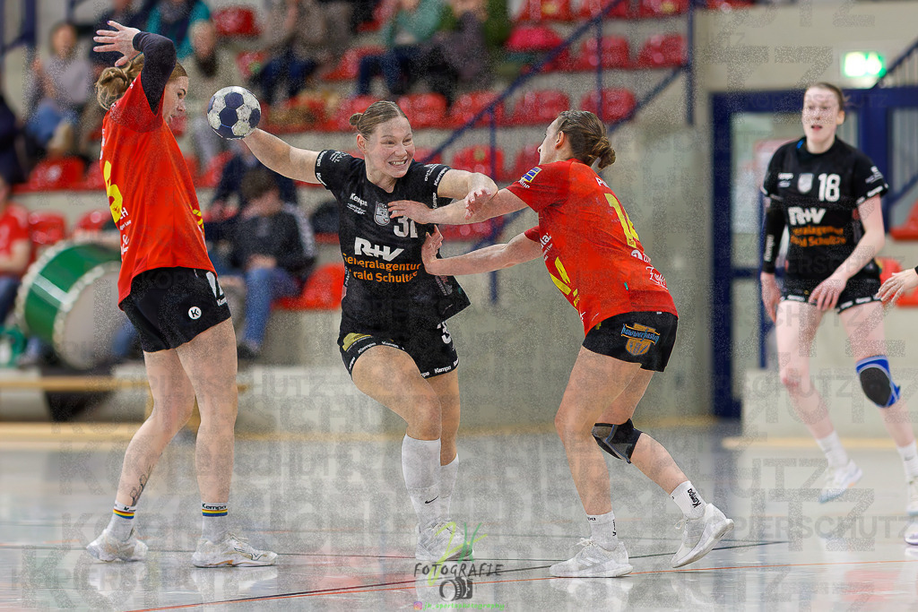 Frauen Regionalliga (HHV); HSG Wettenberg - HSG Twistetal | Frauen Regionalliga (HHV); HSG Wettenberg - HSG Twistetal am 08.11.2025 in Launsbach (Wettenberg) (Halle GS Launsbach (Wettenberg))Photo © 2025 - Jörg Heinrich - Realisiert mit Pictrs.com