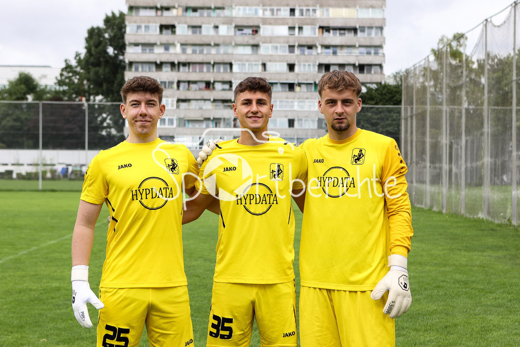 TSV Schwaben Augsburg | v. l. Elias ROGG, Maximiian REIL und Patrick SANDER