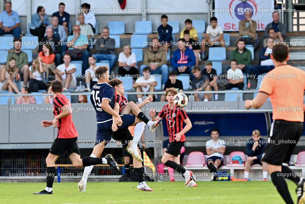 SC St. Veit vs. FC Nussdorf Debant | #15 Philipp Höberl SC St. Veit, #17 Julian Graf FC Nussdorf Debant, #12 Stefan Kraler FC Nussdorf Debant, #9 Dominik Sporer FC Nussdorf Debant, SC St. Veit vs. FC Nussdorf Debant, SC St. Veit vs. FC Nussdorf Debant am 22.08.2025 in St. Veit an der Glan (Jacques Lemans Arena), Austria, (Photo by Bernd Stefan)