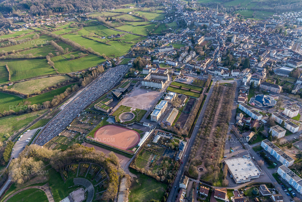 Aerial view: (Burgundy) in Autun in the state Saone et Loire, France.Photo: IMG_105495.jpg taken on 04/01/2018 by Werner Riehm/FLY-FOTO.comResolution of the original: 5472 x 3648 px
