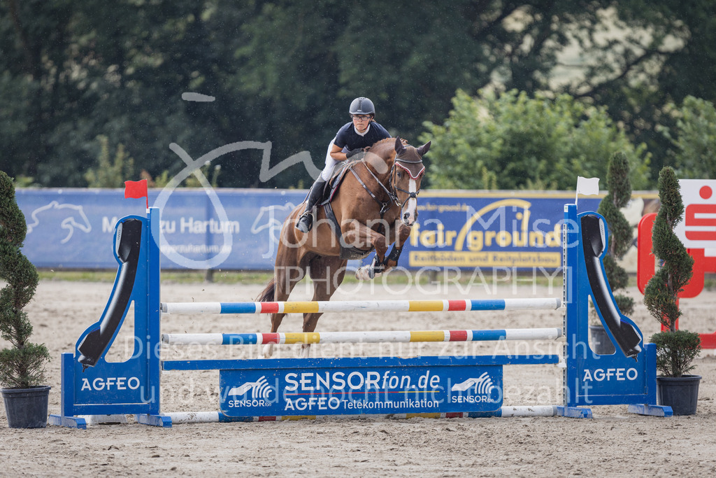 230622_PfSpTa_SprPfA2-112 | Deine schönsten Turniermomente als professionelle Fotos! Entdecke hochwertige Pferdesport-Fotografie im Online-Shop. Jetzt Fotos finden & bestellen!