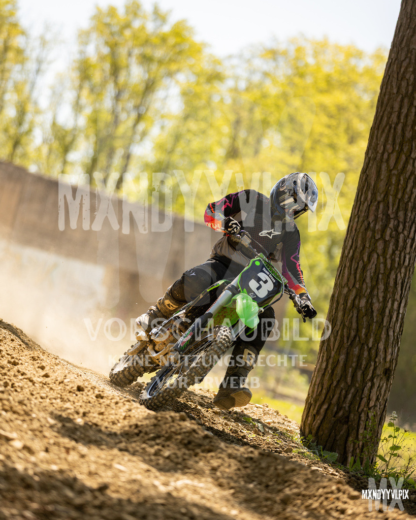 866A4876 | mxndyyvipix