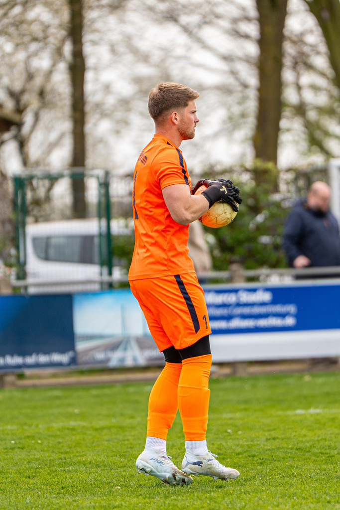 Fußball I Herren I Saison 2025-2026 I Kreisliga VEC I 22. Spieltag I SC SW Bakum - SV Falke Steinfeld I 23848 | jns.sportfotos - Realisiert mit Pictrs.com