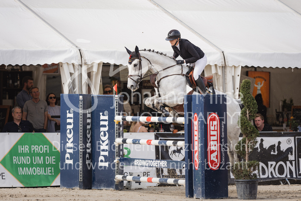 230521_MayDays_M__-Spr-834 | 3. Etappe der Waldbach Amateur Tour, M**-Springen mit steigenden Anforderungen, Herford-Laar, May Days, 21.05.2023