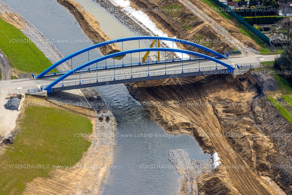 Dinslaken230301162Emschermuendung | Luftbild, Emscherbrücke Hagelstraße, Bauarbeiten neue Emschermündung in den Fluss Rhein, Renaturierung der Emscher, Neugestaltung und Umlegung der Emschermündung, Eppinghoven, Dinslaken, Ruhrgebiet, Nordrhein-Westfalen, Deutschland