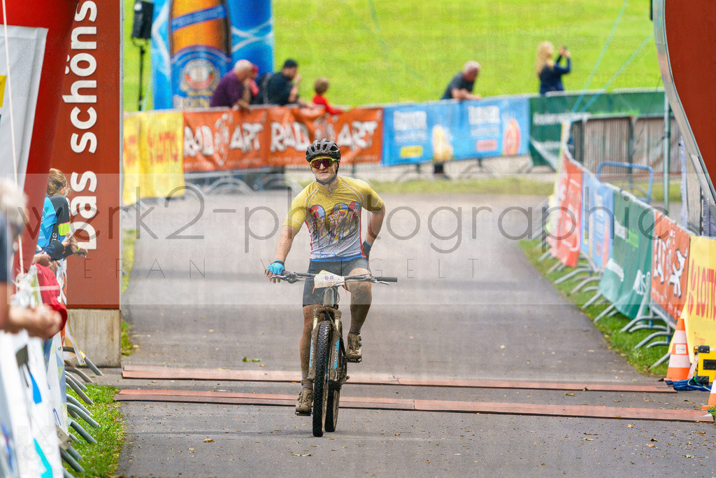 RennsteigRIDE Zieleinlaufbilder | Zieleinlauf RIDE 23