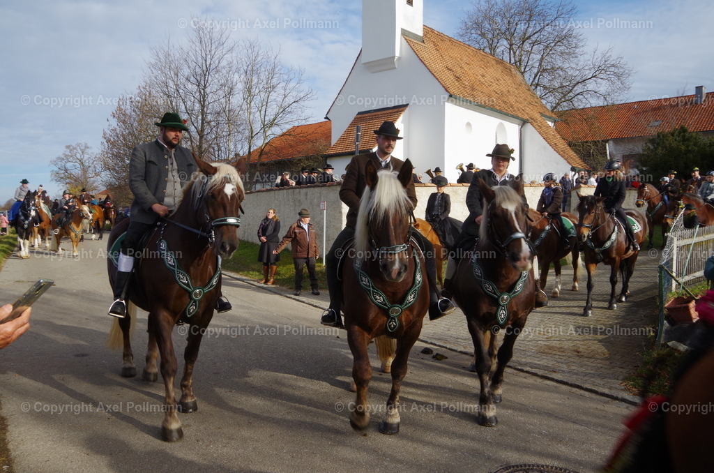 IMGP0801 | fotografiert von Axel PollmannLeonhardi Wallfahrt Benediktbeuern und Murnau, Fronleichnam, Fasching, Landschaft im Loisachtal und Benediktbeuern  - Realisiert mit Pictrs.com