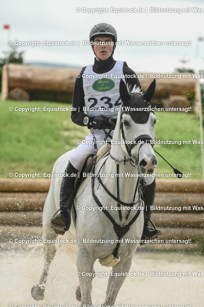 20230513_CCI2_Section2_Gelände_0566 | equistock