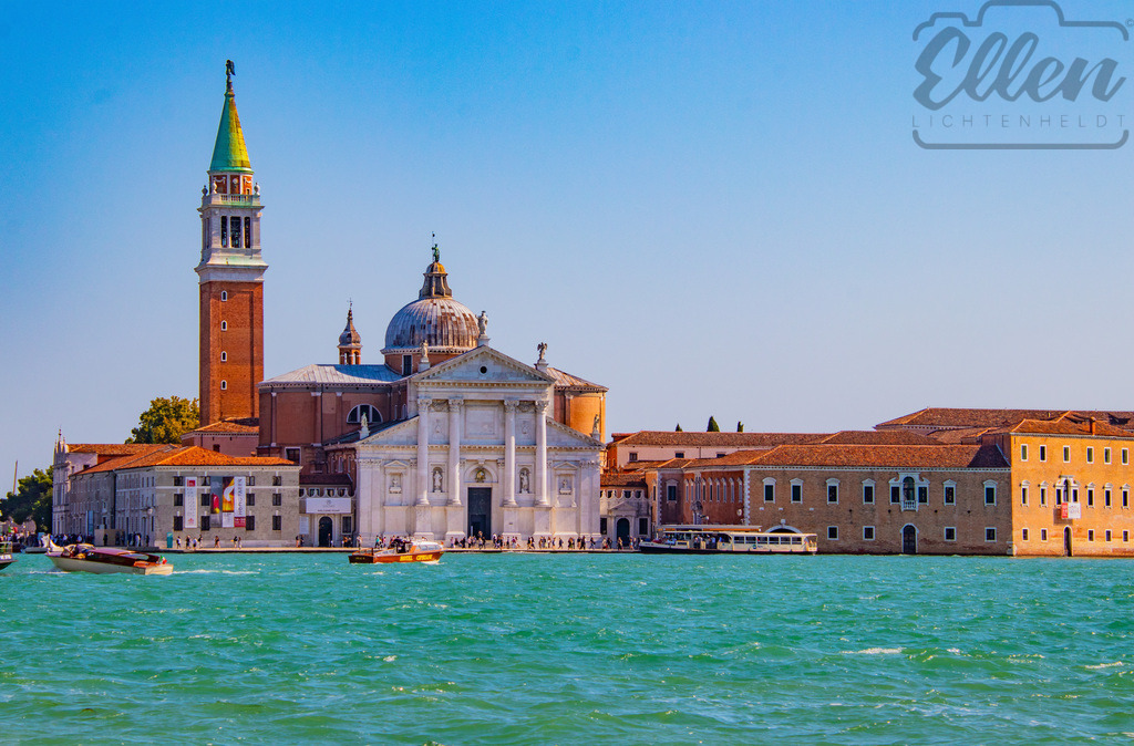Venetian Grace | The Church of San Giorgio Maggiore rises elegantly from the turquoise waters of the Venetian lagoon — a timeless icon of harmony and light. - Realisiert mit Pictrs.com