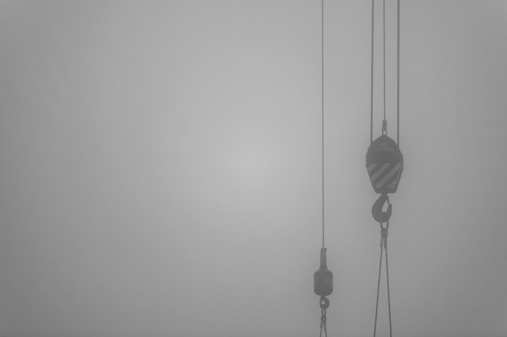 2025_02_01_HH-OEVELGOENNE NEBEL_MCP5154 sw | Hochwertig gedruckte Fotografien für die Wand, als Kalender und zum Verschenken. Hamburg & Norddeutschland und überall wo ich mit der Kamera unterwegs war.