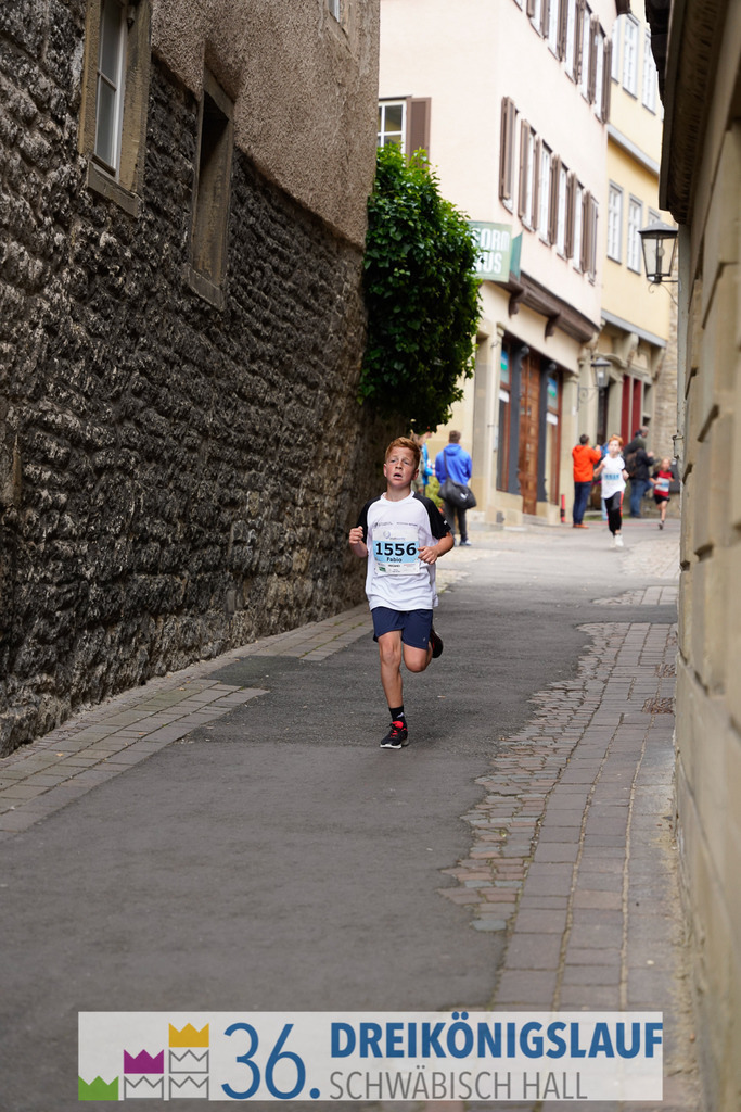 Stadtwerke Schüler und Jugendlauf 1,7km | 3koenigslauf 2022 Stadtwerke Schüler und Jugenlauf 1,7km - Realisiert mit Pictrs.com