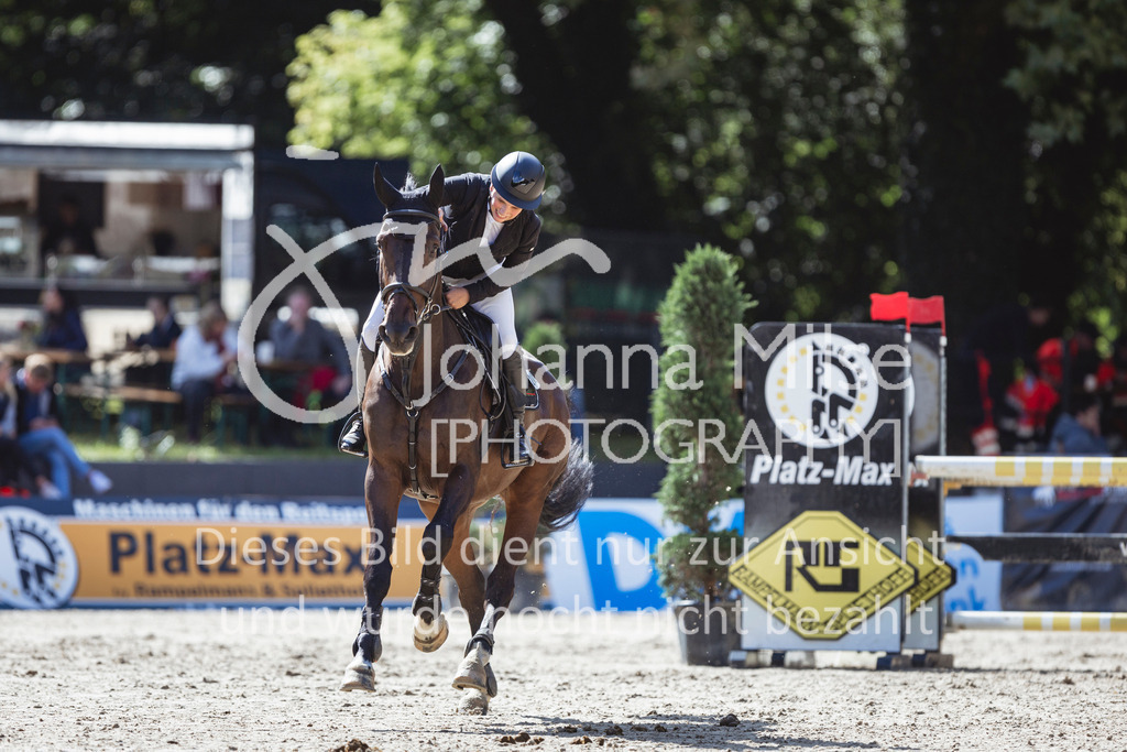 240912_OWLCh_AmateurS-277 | Deine schönsten Turniermomente als professionelle Fotos! Entdecke hochwertige Pferdesport-Fotografie im Online-Shop. Jetzt Fotos finden & bestellen!