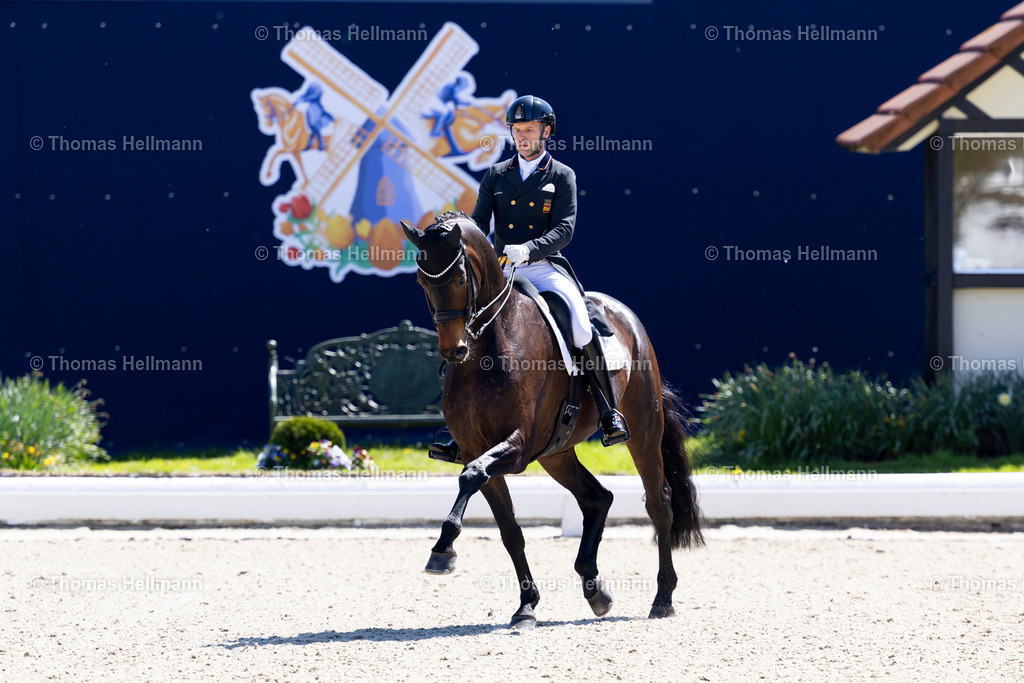 TH_558_Manolo_ Borja Carrascosa 27908 | Horses &amp; Dreams 2025 am 27.04.25 in Hagen a.T.W., Thomas Hellmann, 558